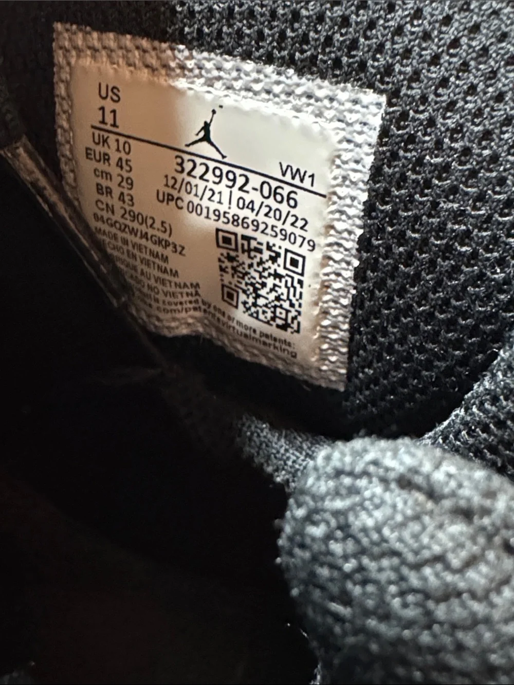 Jordan’s men’s size 11